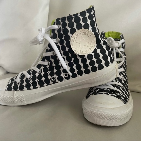 Converse Maribekko collab shoes - Picture 2 of 10